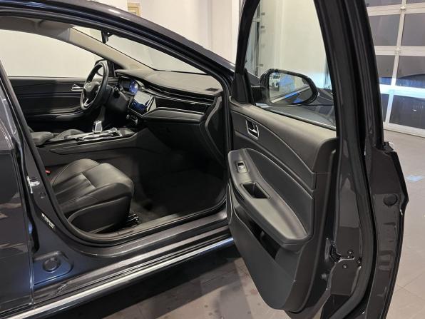 Omoda S5 с пробегом 2023 года, цена 1 717 000 рублей, 21383 км, седан, Автокод Объявления