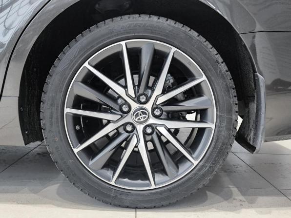 Toyota Camry VIII (XV70) Рестайлинг с пробегом 2021 года, цена 3 150 000 рублей, 64124 км, седан, Автокод Объявления