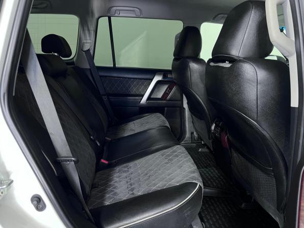 Toyota Land Cruiser Prado 150 Series Рестайлинг 1 с пробегом 2015 года, цена 3 497 000 рублей, 197374 км, внедорожник, Автокод Объявления