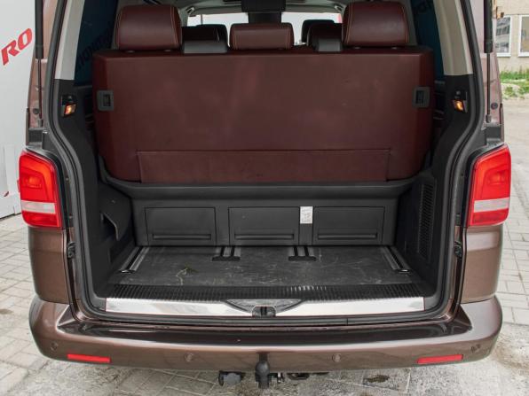 Volkswagen Multivan T5 Рестайлинг с пробегом 2012 года, цена 2 690 000 рублей, 212143 км, минивэн, Автокод Объявления