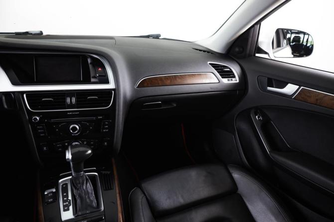 Audi A4 IV (B8) Рестайлинг с пробегом 2015 года, цена 1 699 000 рублей, 106400 км, седан, Автокод Объявления