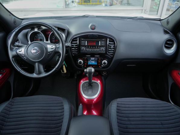 Nissan Juke I с пробегом 2013 года, цена 1 190 000 рублей, 127051 км, внедорожник, Автокод Объявления