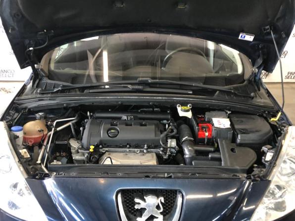 Peugeot 308 I с пробегом 2010 года, цена 450 000 рублей, 141230 км, хэтчбек, Автокод Объявления