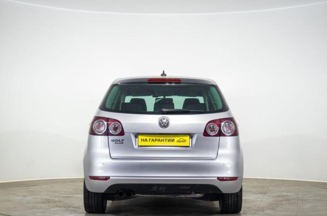 Volkswagen Golf Plus II с пробегом 2010 года, цена 969 000 рублей, 156400 км, хэтчбек, Автокод Объявления