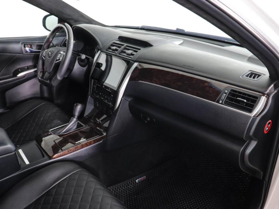 Toyota Camry VII (XV50) Рестайлинг Химки  - изображение 10