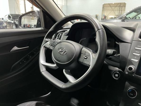 Hyundai Creta II с пробегом 2021 года, цена 1 970 000 рублей, 97000 км, внедорожник, Автокод Объявления