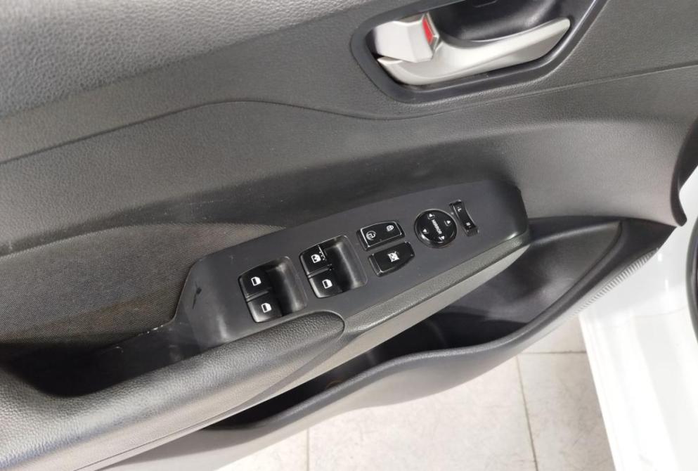 Hyundai Solaris I Рестайлинг Саратов  - изображение 20