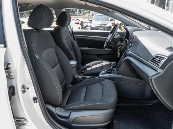 Hyundai Elantra VI (AD) с пробегом 2017 года, цена 1 540 000 рублей, 178308 км, седан, Автокод Объявления
