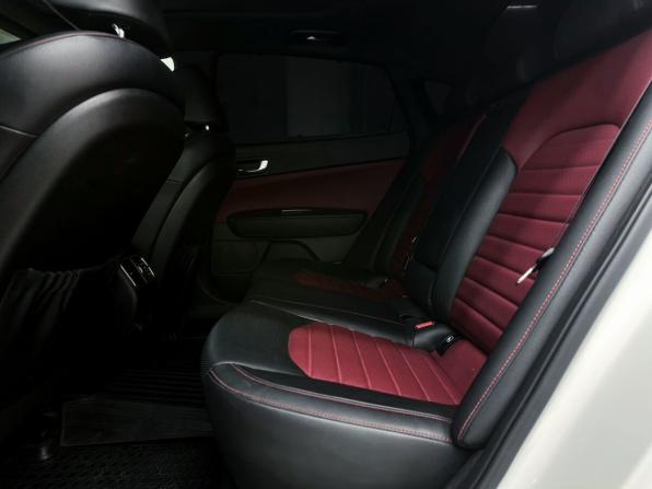 Kia Optima IV с пробегом 2018 года, цена 2 325 000 рублей, 102132 км, седан, Автокод Объявления