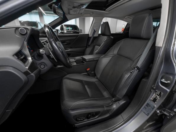 Lexus ES VII с пробегом 2020 года, цена 3 630 000 рублей, 98246 км, седан, Автокод Объявления