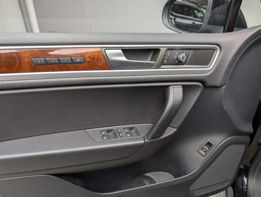 Volkswagen Touareg II Москва  - изображение 8