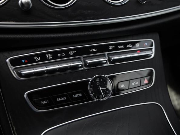 Mercedes-Benz E-Класс V (W213 S213 C238) с пробегом 2018 года, цена 3 575 000 рублей, 66905 км, седан, Автокод Объявления