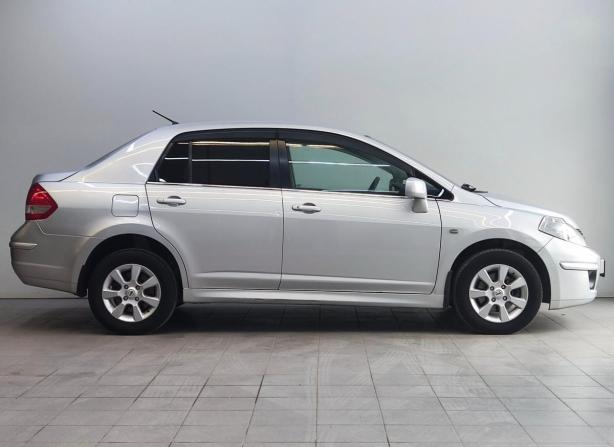 Nissan Tiida I Рестайлинг с пробегом 2010 года, цена 750 000 рублей, 189968 км, седан, Автокод Объявления