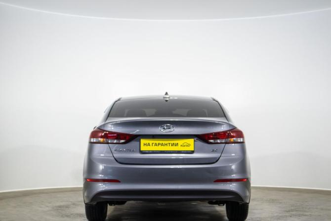 Hyundai Elantra VI (AD) с пробегом 2018 года, цена 1 449 000 рублей, 107521 км, седан, Автокод Объявления