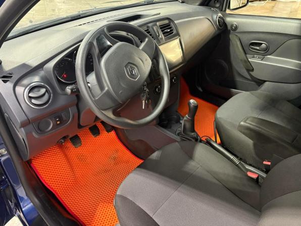 Renault Logan II с пробегом 2016 года, цена 690 000 рублей, 102500 км, седан, Автокод Объявления