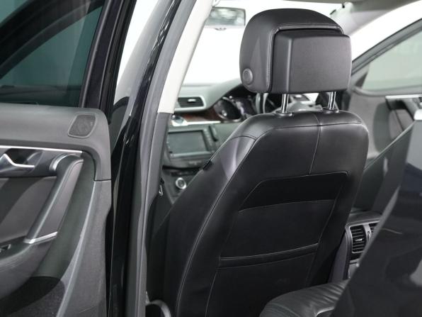 Volkswagen Passat B7 с пробегом 2012 года, цена 929 000 рублей, 171000 км, универсал, Автокод Объявления