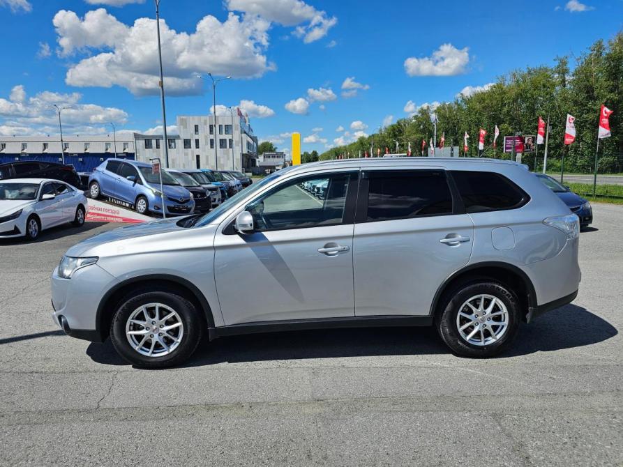 Mitsubishi Outlander III Рестайлинг Тюмень  - изображение 16