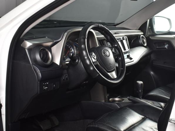Toyota RAV4 IV (XA40) с пробегом 2012 года, цена 1 849 999 рублей, 217777 км, внедорожник, Автокод Объявления