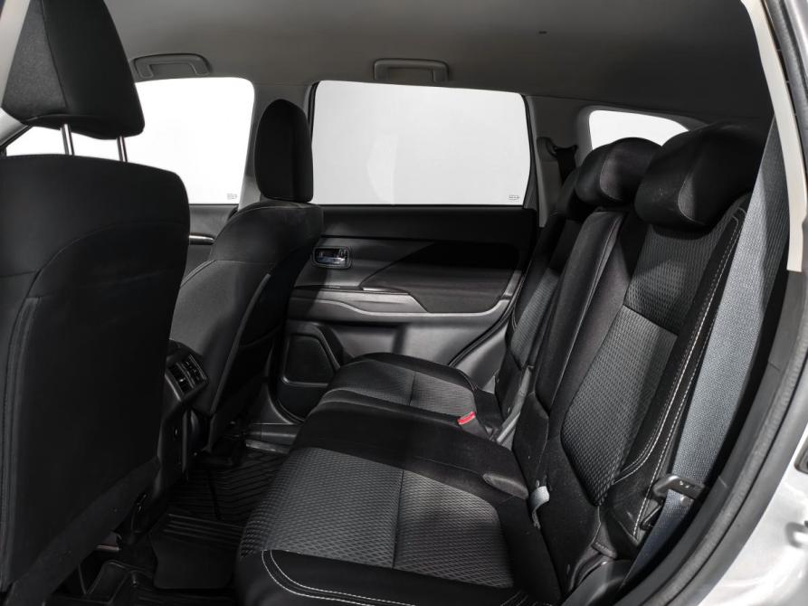 Mitsubishi Outlander III Рестайлинг 3 Санкт-Петербург  - изображение 12