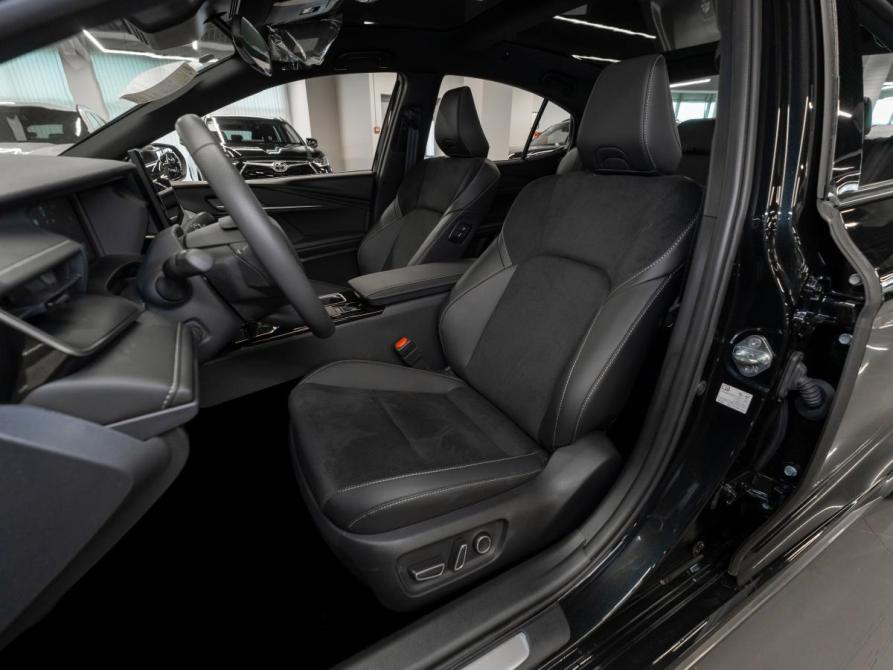 Toyota Camry IX (XV80) China Market Москва  - изображение 9