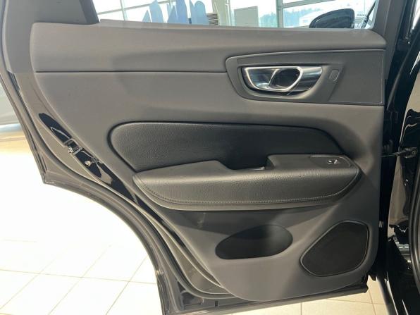 Volvo XC60 II Рестайлинг с пробегом 2021 года, цена 4 955 900 рублей, 63719 км, внедорожник, Автокод Объявления
