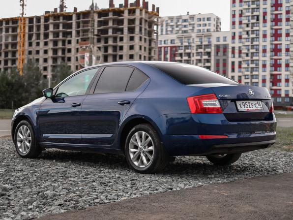 Skoda Octavia III (A7) с пробегом 2015 года, цена 1 099 000 рублей, 168145 км, лифтбек, Автокод Объявления