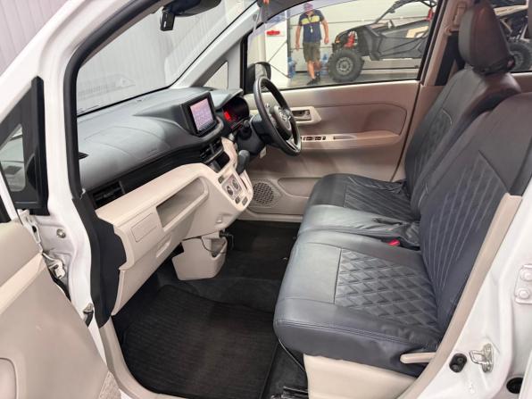 Daihatsu Move VI Рестайлинг с пробегом 2018 года, цена 847 000 рублей, 110361 км, минивэн, Автокод Объявления