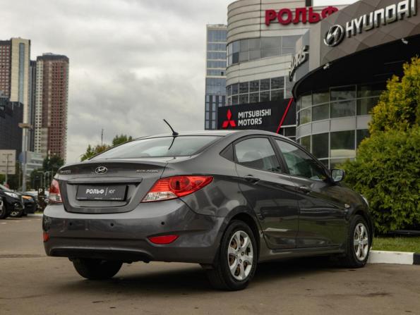 Hyundai Solaris I с пробегом 2013 года, цена 948 000 рублей, 132392 км, седан, Автокод Объявления