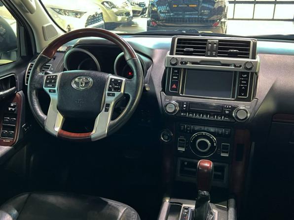 Toyota Land Cruiser Prado 150 Series Рестайлинг 1 с пробегом 2015 года, цена 3 680 000 рублей, 206000 км, внедорожник, Автокод Объявления