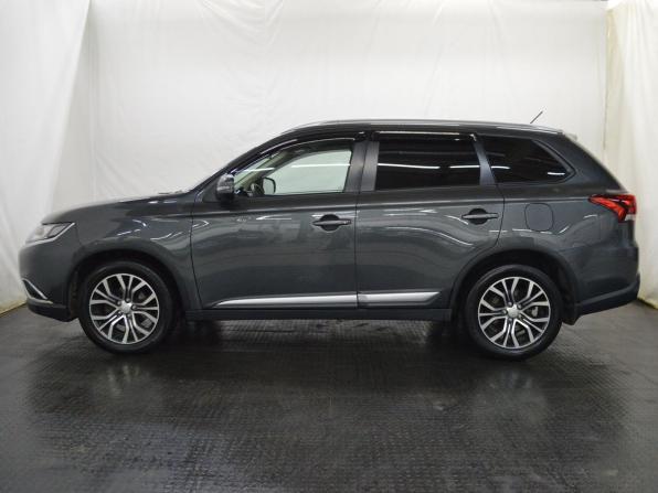Mitsubishi Outlander III Рестайлинг 2 с пробегом 2016 года, цена 1 850 000 рублей, 243000 км, внедорожник, Автокод Объявления