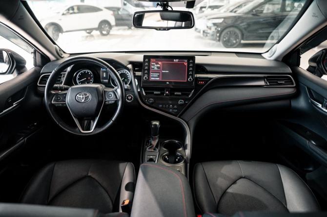 Toyota Camry VIII (XV70) Рестайлинг с пробегом 2021 года, цена 3 250 000 рублей, 61922 км, седан, Автокод Объявления
