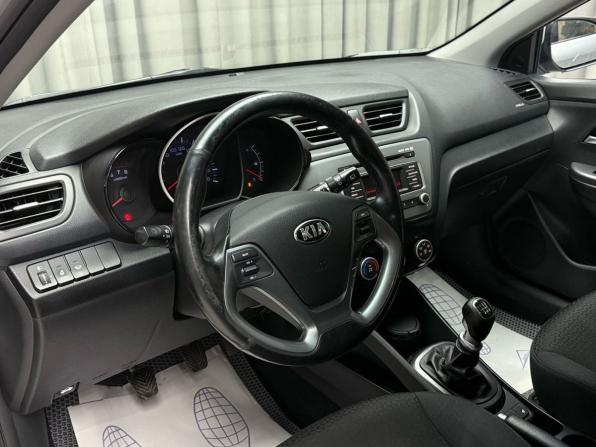 Kia Rio III Рестайлинг с пробегом 2016 года, цена 1 029 000 рублей, 150768 км, хэтчбек, Автокод Объявления