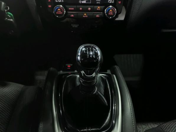 Nissan Qashqai II с пробегом 2017 года, цена 1 229 000 рублей, 102000 км, внедорожник, Автокод Объявления