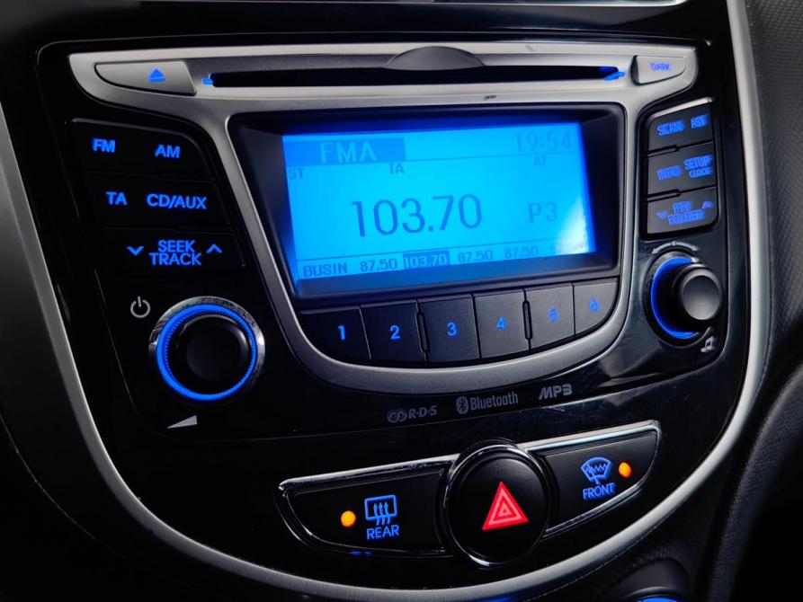Hyundai Solaris I Москва  - изображение 17