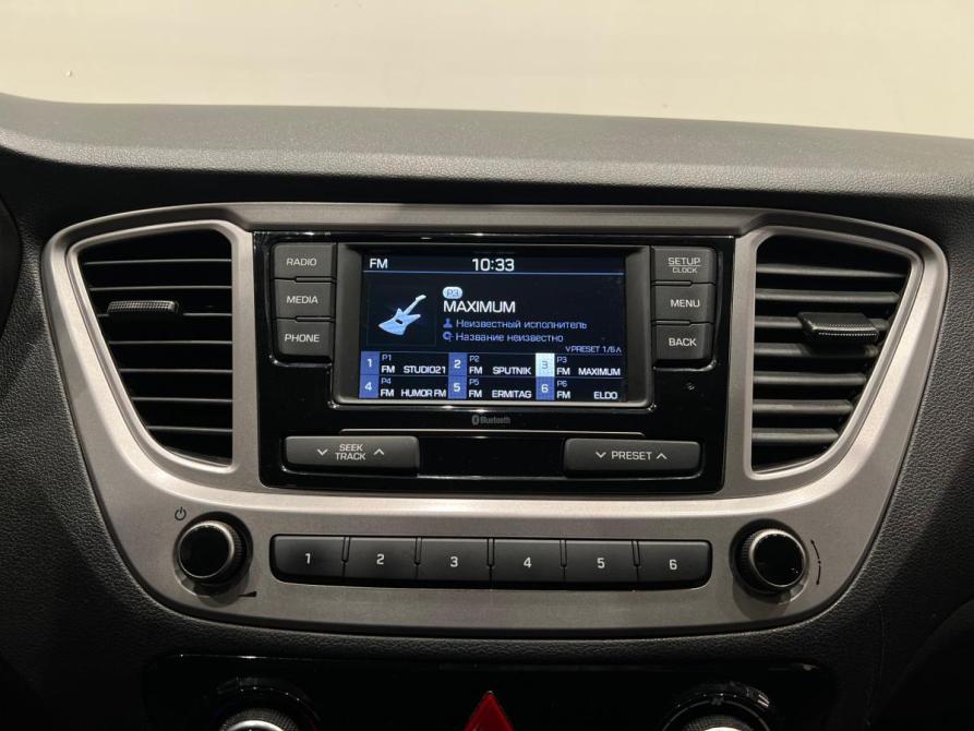 Hyundai Solaris II Санкт-Петербург  - изображение 17