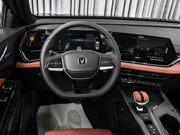 Changan X5 Plus с пробегом 2025 года, цена 2 599 000 рублей, 17 км, внедорожник, Автокод Объявления