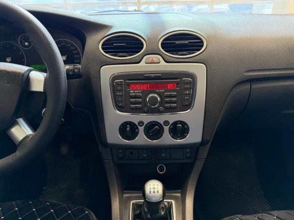 Ford Focus II с пробегом 2007 года, цена 348 000 рублей, 249000 км, седан, Автокод Объявления