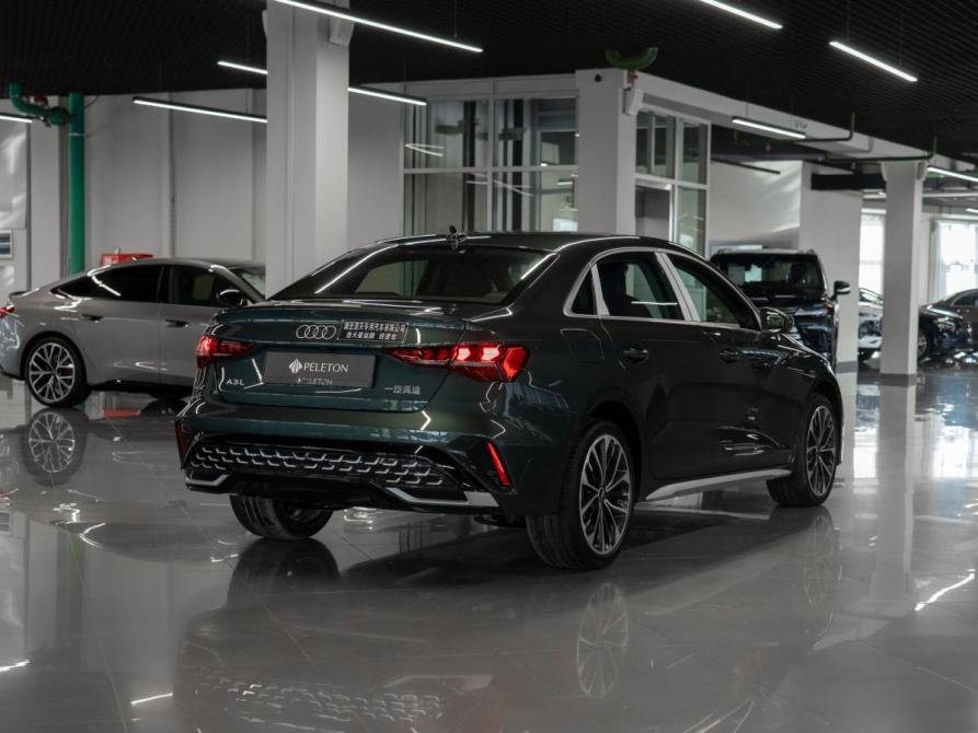 Audi A3 IV (8Y) Рестайлинг Москва  - изображение 5