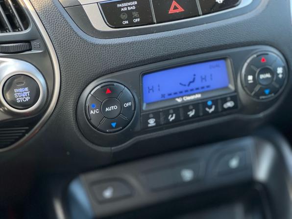 Hyundai ix35 I с пробегом 2011 года, цена 1 079 000 рублей, 228000 км, внедорожник, Автокод Объявления