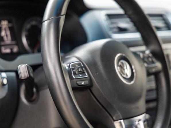 Volkswagen Jetta VI с пробегом 2013 года, цена 1 148 000 рублей, 172448 км, седан, Автокод Объявления