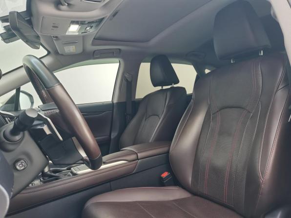 Lexus RX IV Рестайлинг с пробегом 2019 года, цена 5 250 000 рублей, 45743 км, внедорожник, Автокод Объявления