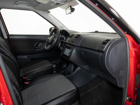 Skoda Fabia II Рестайлинг с пробегом 2013 года, цена 738 000 рублей, 111511 км, хэтчбек, Автокод Объявления