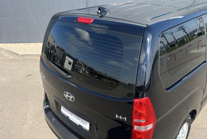 Hyundai H-1 II Рестайлинг 2 с пробегом 2021 года, цена 2 970 000 рублей, 119684 км, минивэн, Автокод Объявления