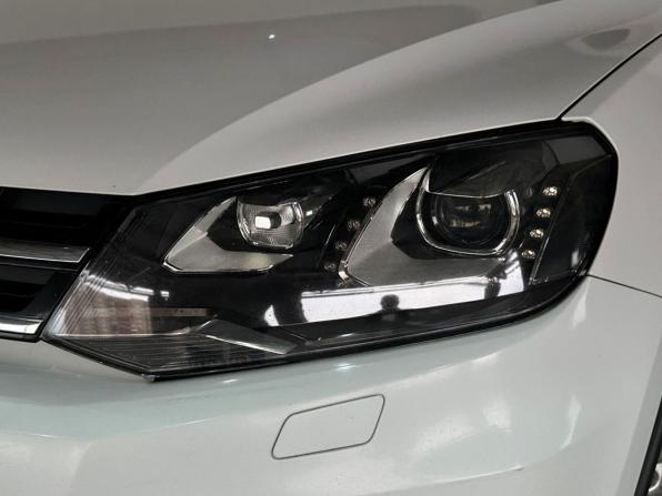 Volkswagen Touareg II с пробегом 2013 года, цена 1 830 000 рублей, 294739 км, внедорожник, Автокод Объявления