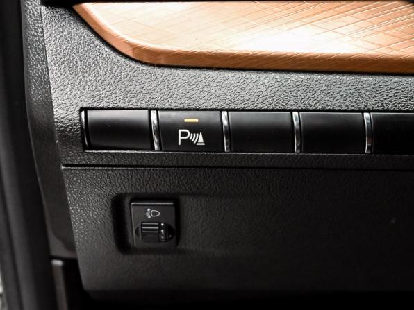 Lada (ВАЗ) Vesta I Рестайлинг (NG) с пробегом 2024 года, цена 1 650 000 рублей, 32131 км, универсал, Автокод Объявления