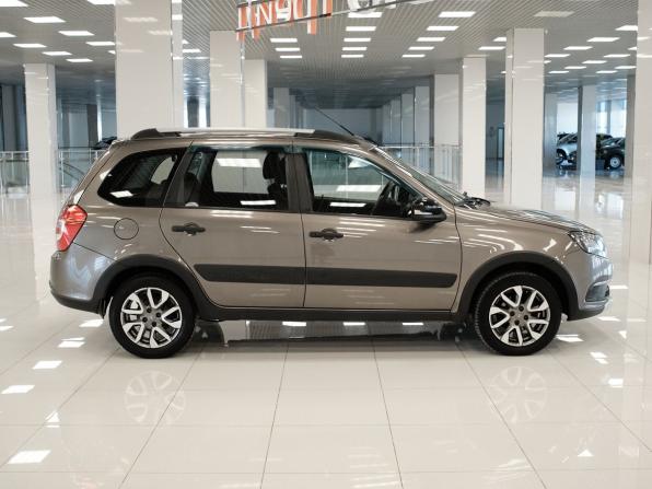 Lada (ВАЗ) Granta I Рестайлинг с пробегом 2020 года, цена 696 000 рублей, 71743 км, универсал, Автокод Объявления