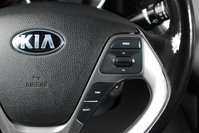 Kia Rio III Рестайлинг с пробегом 2016 года, цена 1 099 000 рублей, 172589 км, седан, Автокод Объявления