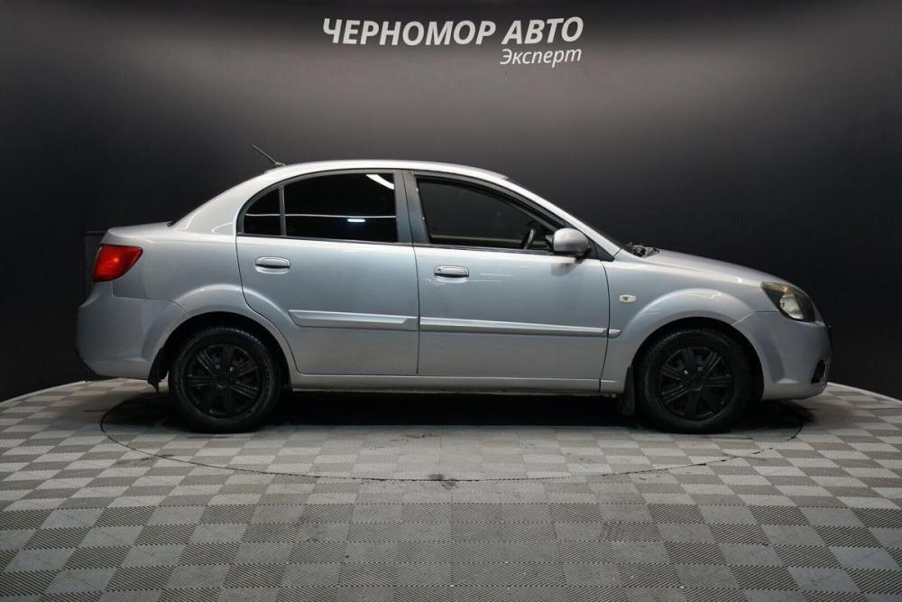 Kia Rio II Рестайлинг Крым  - изображение 6