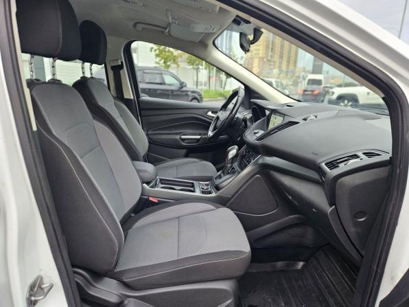 Ford Kuga II Рестайлинг с пробегом 2016 года, цена 1 460 000 рублей, 121353 км, внедорожник, Автокод Объявления