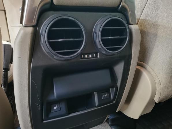 Land Rover Discovery IV Рестайлинг с пробегом 2014 года, цена 2 400 000 рублей, 150360 км, внедорожник, Автокод Объявления